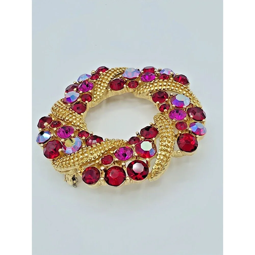 Lisner Wreath Brooch Vintage Crystal Red Aurora Borealis Retro Swirl Estate Pin